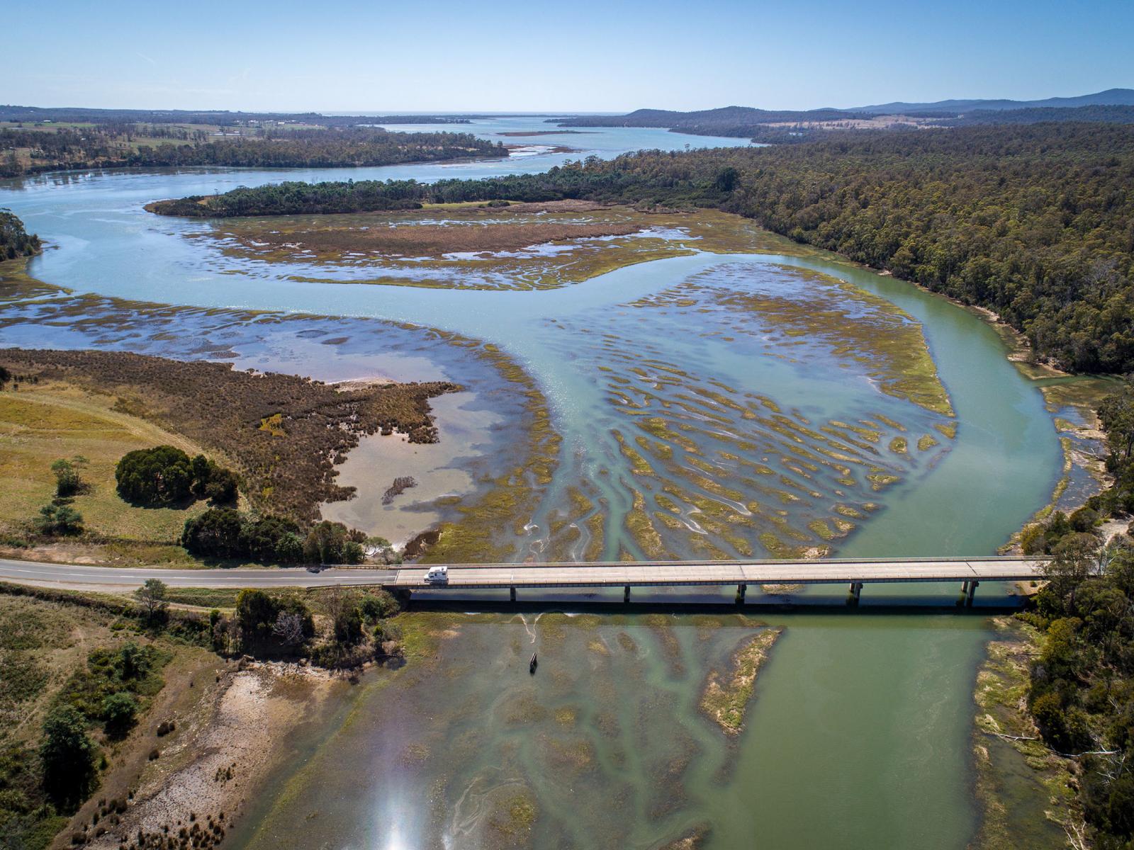 Bridge over delta