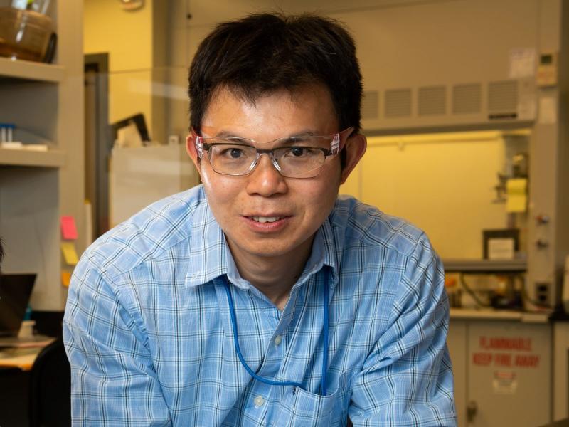 Photo of Chun-Long Chen