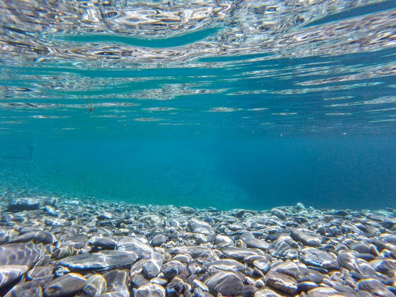 PNNL experiments show a new catalyst can quickly convert wastewater and seawater into hydrogen.